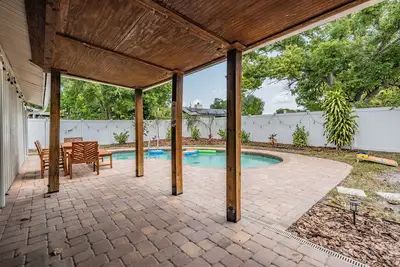 Image de Coastal Getaway with Rv/ Boat parking + Mil suite!