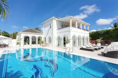Image de Mango Walk | Near Ocean - Located in Stunning Saint James with Private Pool