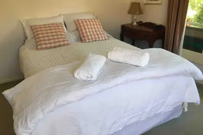Image de Cosy Oliver Hill retreat, short walk to beach & scenic lookout
