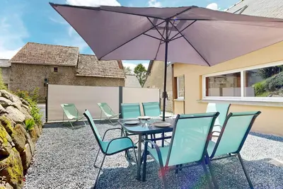 Image de Maison chaleureuse Ă .