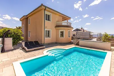 Image de Superbe maison à Crikvenica avec WiFi