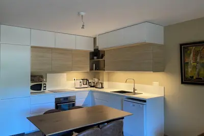 Image de Sanary Appartement 54 m2 en rez de Jardin - Piscine et Plages Ă Pied