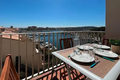 Image de Appartement avec parking Ă Gruissan, 4 couchages, proche plage