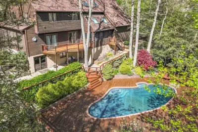 Image de Luxury Home with Pool for 20