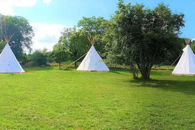 Image de Tipi Indien - 4 Pers. max - Le Couche T'art - Haute Marne - Pisseloup