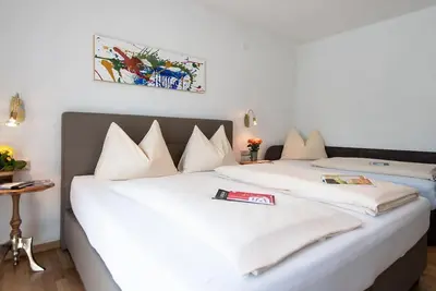 Image de Triple room with shower/Wc, balcony with lake view - Pesentheinerhof