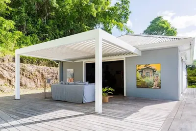 Image de Villa Dans un Havre de Paix Avec Piscine à 5 Mins de Toutes Commodités!