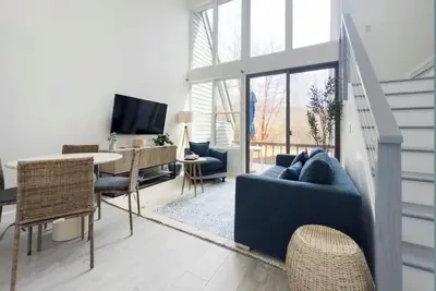 Image de Ocean Breezes & Resort Comfort – Montauk 2br Surf Club Condo