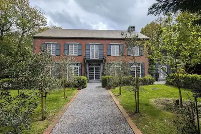 Image de Chambre Style Provençal Dans une Villa Près de L'ulg, du Chu et D'une Forêt