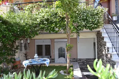 Image de Vasiliki's cozy house \nIndependent 3 beds/1 bath apartment in Nea Michaniona