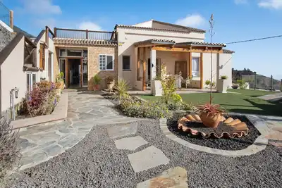 Image de Maison de vacances 'Las Golondrinas' avec vue sur la mer, Wi-Fi et climatisation