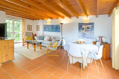 Image de Villa 'Your Beachfront Escape Awaits' avec terrasse privée, jardin privé et Wi-Fi