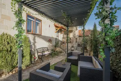 Image de Maison de campagne \"El Cedro\" avec vue sur les montagnes, terrasse privée et Wi-Fi