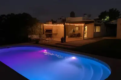 Image de Casa con piscina para 8 personas.