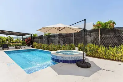 Image de Casa Vacacional en Girardot con piscina privada, Bbq, WiFi y parqueadero privado