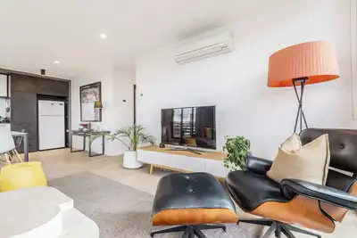Image de Yarra River Splendour In Stylish Penthouse Getaway