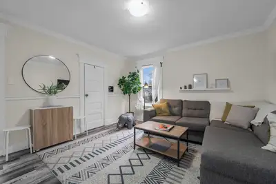 Image de Spacious 1 Bedroom / 1 Bathroom Exclusive Apartment Minutes from Niagara Falls!