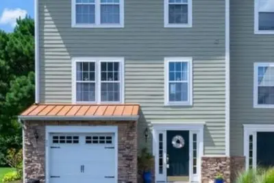 Image de Spacious 4 bedroom townhouse only 3 miles from bethany beach! Free pool access