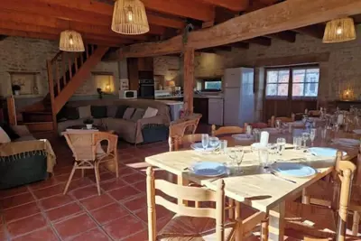 Image de Le Bois Fleuri 2 Gîtes + Piscine 14 Personnes