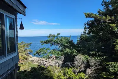 Image de Oceanfront Cabin-Castle in Maine Woods