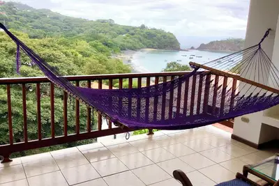 Image de Great ocean view, Sleeps 6, Steps to the beach, 3 pools, Los Almendros #33