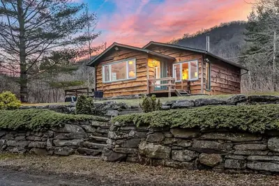 Image de Grandview Cabin is in Woodland Valley in the High Catskill Mountains