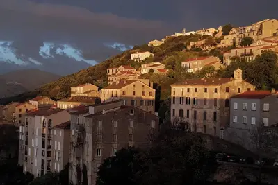 Image de Coquet et authentique Studio spacieux et optimisé