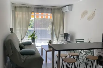 Image de Escapade Balnéaire: Studio de Charme Climatisé à Juan les Pins