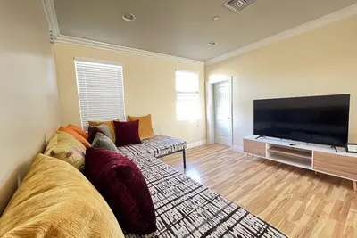 Image de Townhouse - New, New, New\n