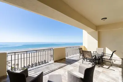 Superb view  3 bedroom 2 bath, C30807