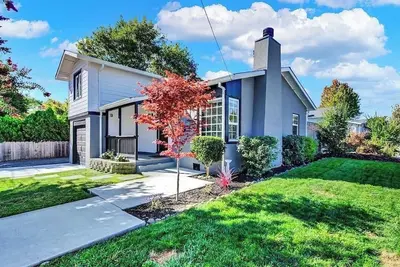 Image de Modern and chic Napa home, walking distance to downtown