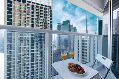 Image de Burj Khalifa & Canal View | Studio in Business Bay
