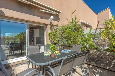 Image de Confortable appartement pour 6 personnes avec Wifi, Tv, terrasse, animaux admis et parking