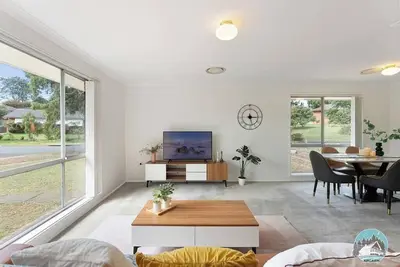 Image de Aircabin - Marayong - Convenient - 3 Beds House