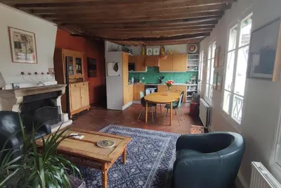 Image de Appartement de Charme au Coeur de Paris, Lumineux et Calme