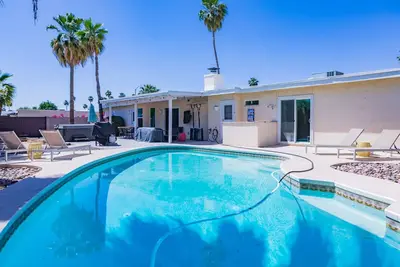 Image de Charming House near Kierland, Pool Heater, Hot Tub