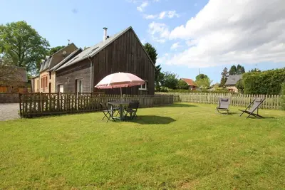 Image de Maison verdoyante avec jardin, proche Mont St-Michel, idéale famille et animaux admis