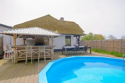 Image de Group accommodation Villa Pakhuys: Cozy and spacious accommodation with private pool in Julianadorp aan Zee