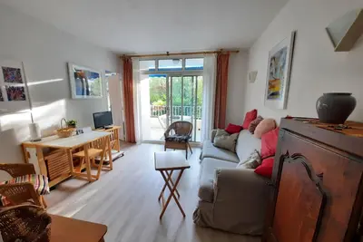 Image de Cassis, F2 4 Personnes, Terrasse, Parking, Plage et Port Ă Pied