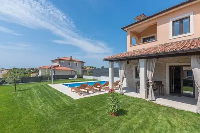 Image de Beautiful family house Danica with private pool
