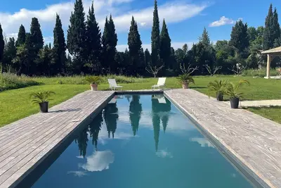 Image de Saint Rémy de Provence - Mas de Charme à 3 Km du Centre - Piscine 17 mètres.
