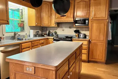 Image de Beautiful 2-story home minutes from Downtown Hendersonville