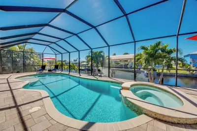 Image de Villa Felicity - River Access, Pool & Spa, Quiet, Charming