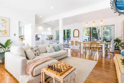 Image de 3 Pillars - Pet Friendly - 4 Mins Walk to Beach