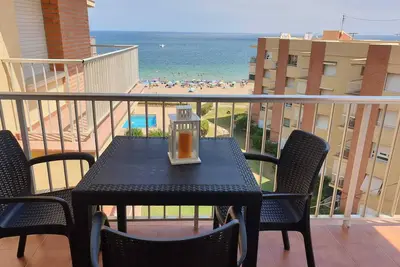 Image de Apartamento con Salida Directa a la Arena. Gran Piscina y Vistas al mar