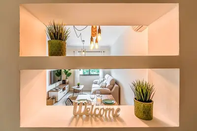 Image de Appartement Chaleureux et Paisible Ă 10 Minutes Ă Pied de la Plage de Sao Joao!