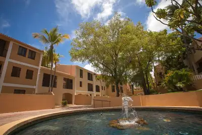 Elegant 1br Condo at Park Royal Club Cala w Outdoor Pool