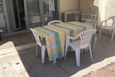 Image de Loue f2 Avec Parking, jardin au rez de Chaussée