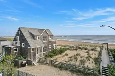 Image de Seaside Serenity Retreat