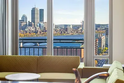 Tranquil 2 Br 2ba apartment with stunning views